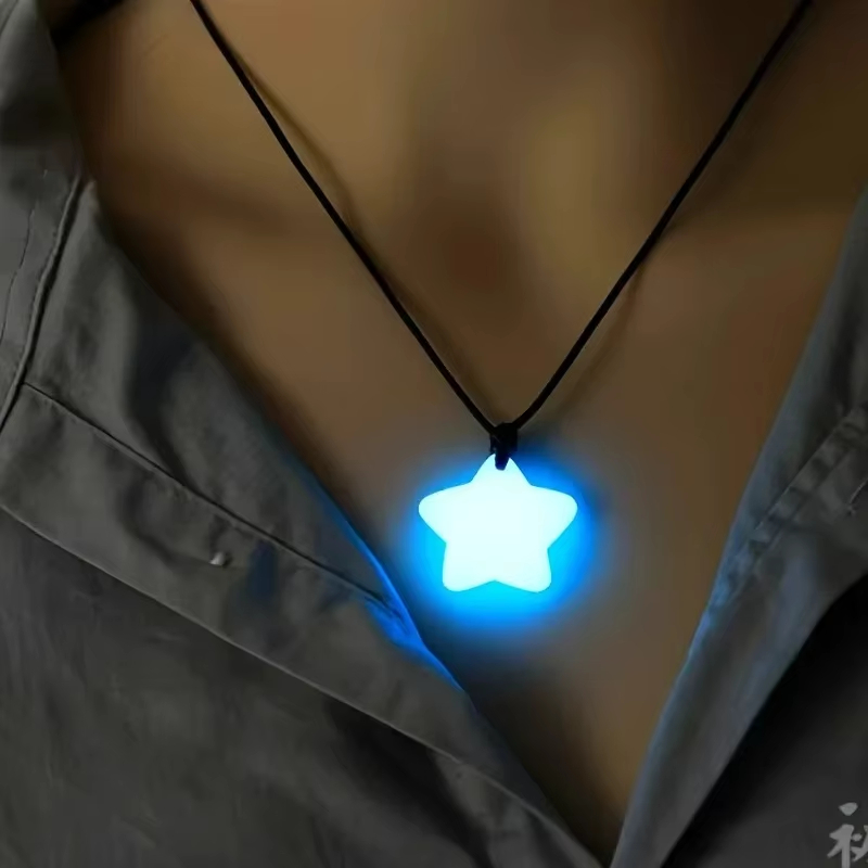 Светящийся в темноте кулон-зве – обзор и цена Glow In Dark Stars